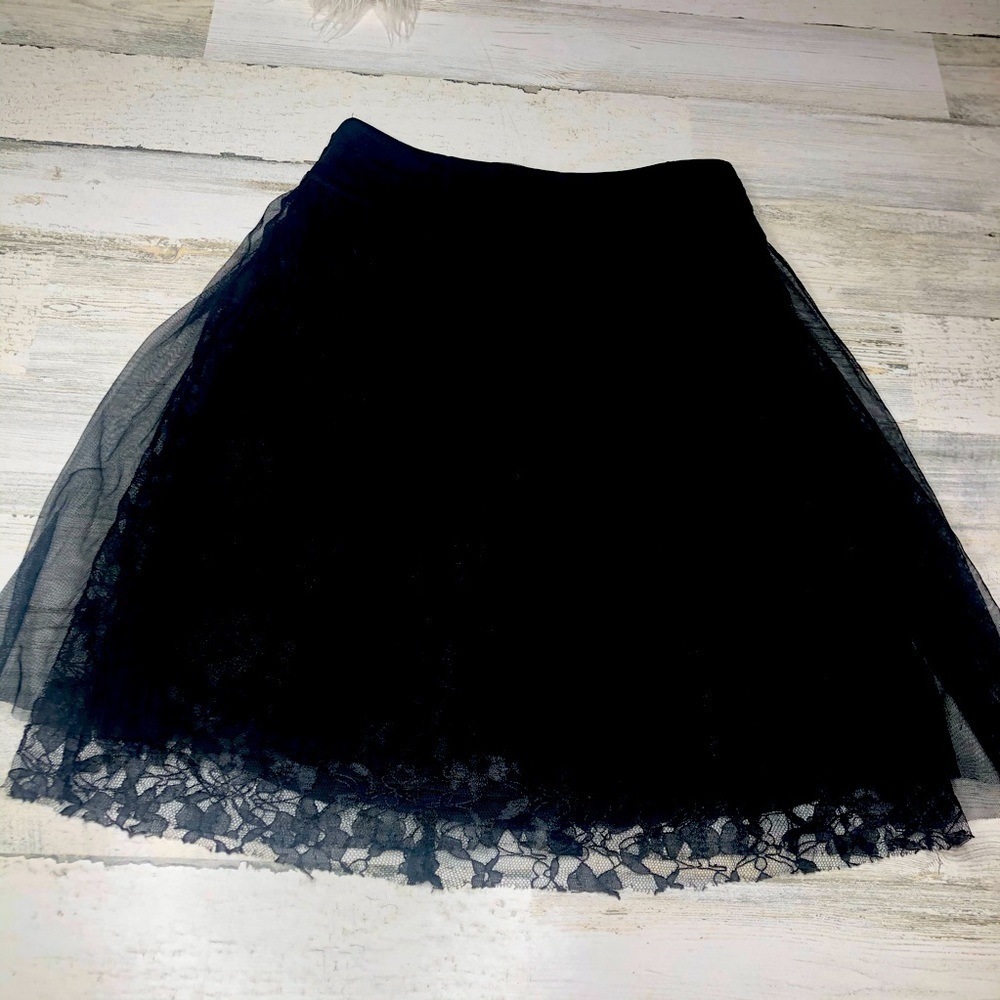 Pins & needles skirt lace ruffle black size small